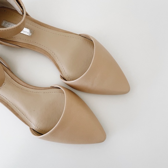 BCBGeneration pointed toe flats - Picture 3 of 6